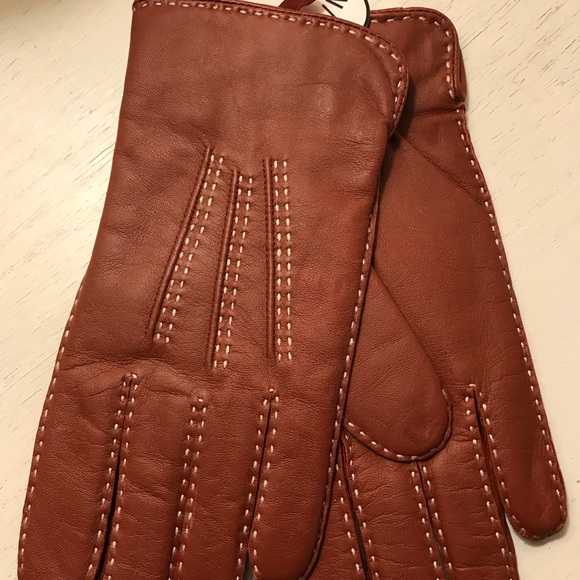 Harry Rosen Other - Mens sheepskin leather gloves